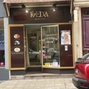 Leda Esthetic Nice, Entreprise locale